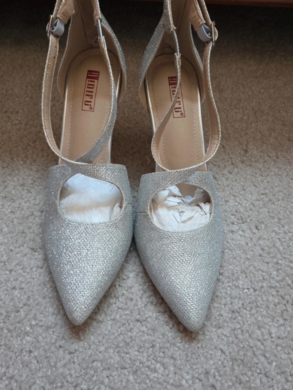 Unbranded Silver Pointed Toe Ankle Strap Heels